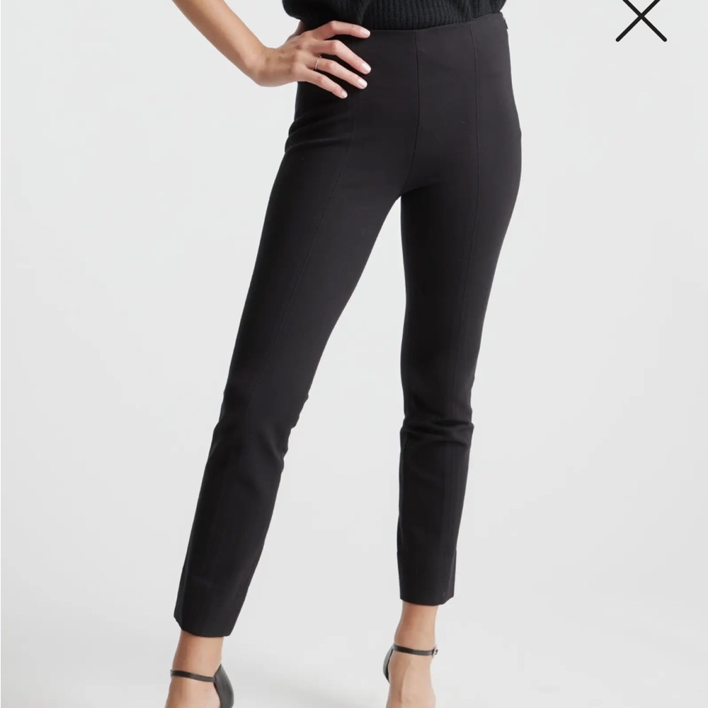 Quince Ultra-Stretch Ponte Pintuck Ankle Pants Size S like new